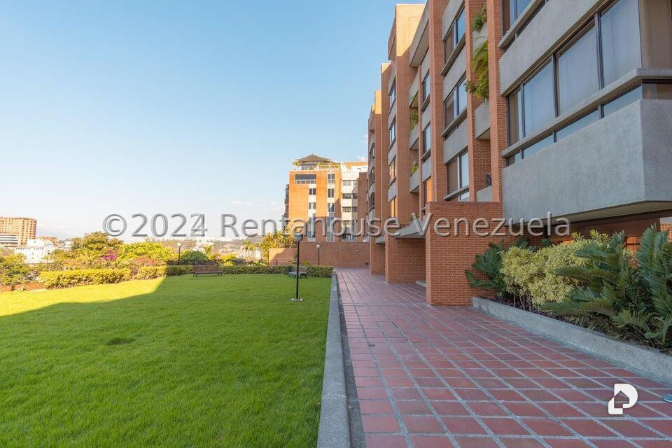Apartamento en Lomas de La Alameda, Caracas – 2