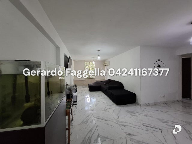 Apartamento en La Urbina, Caracas – 12