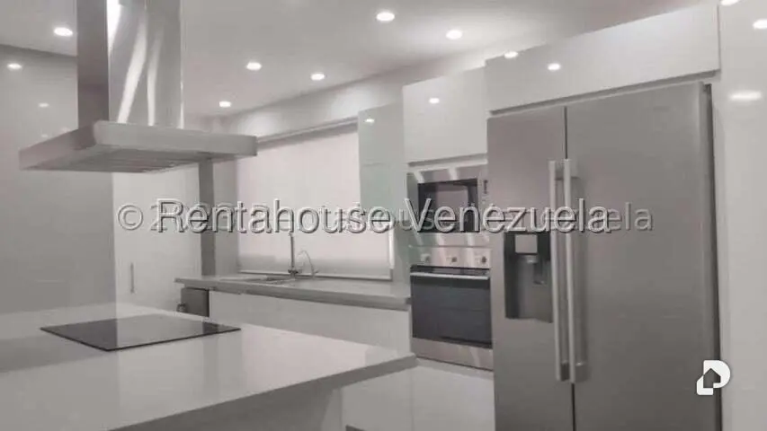 Apartamento en Los Palos Grandes, Caracas – 3