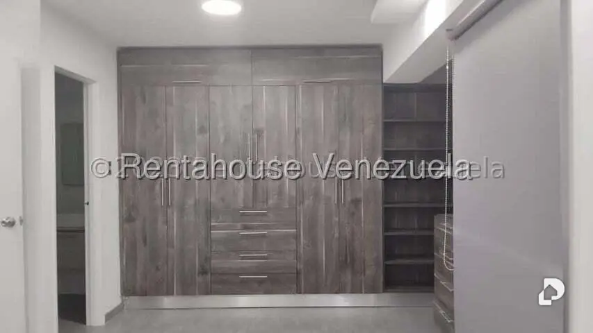 Apartamento en Los Palos Grandes, Caracas – 8
