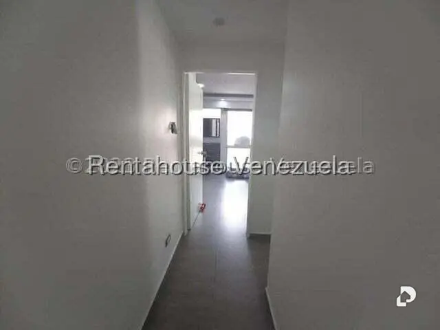 Apartamento en Los Palos Grandes, Caracas – 6