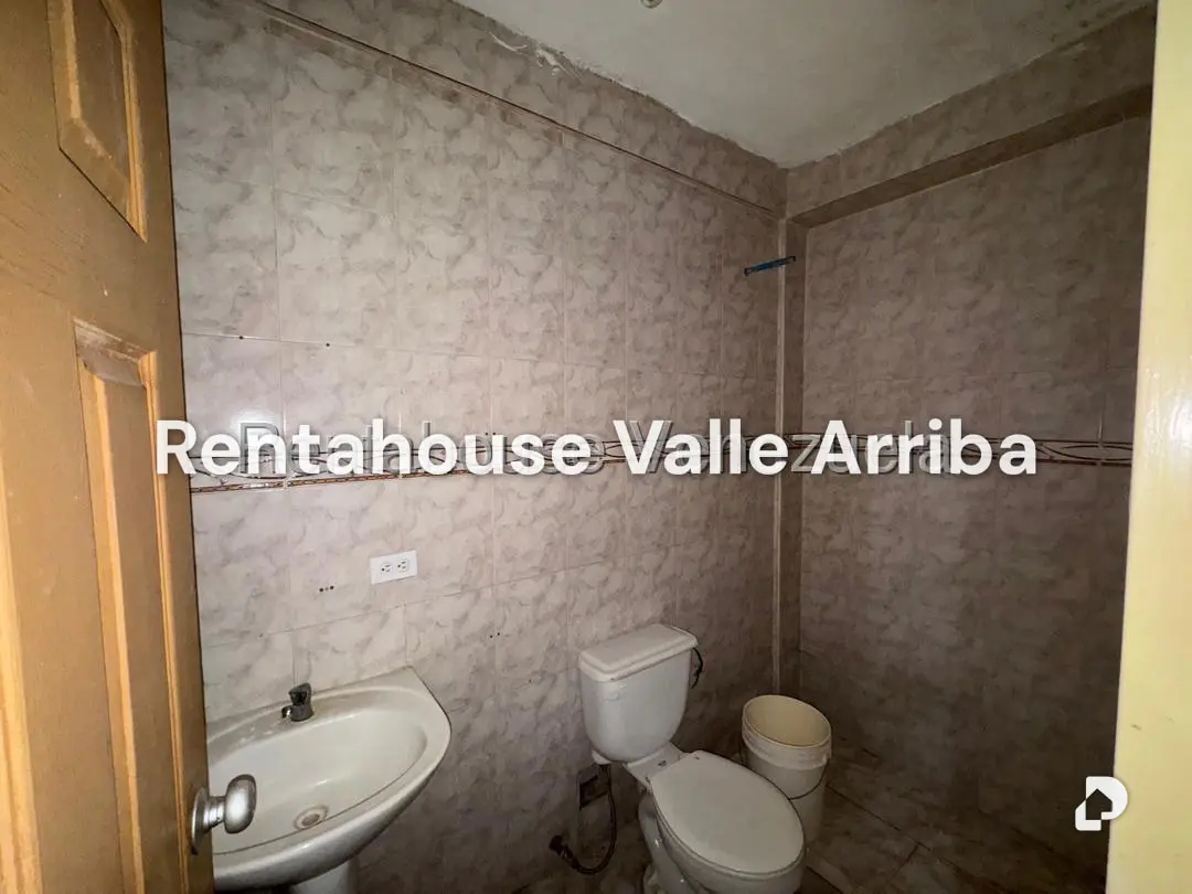 House in Contry Villas, Guatire – 25
