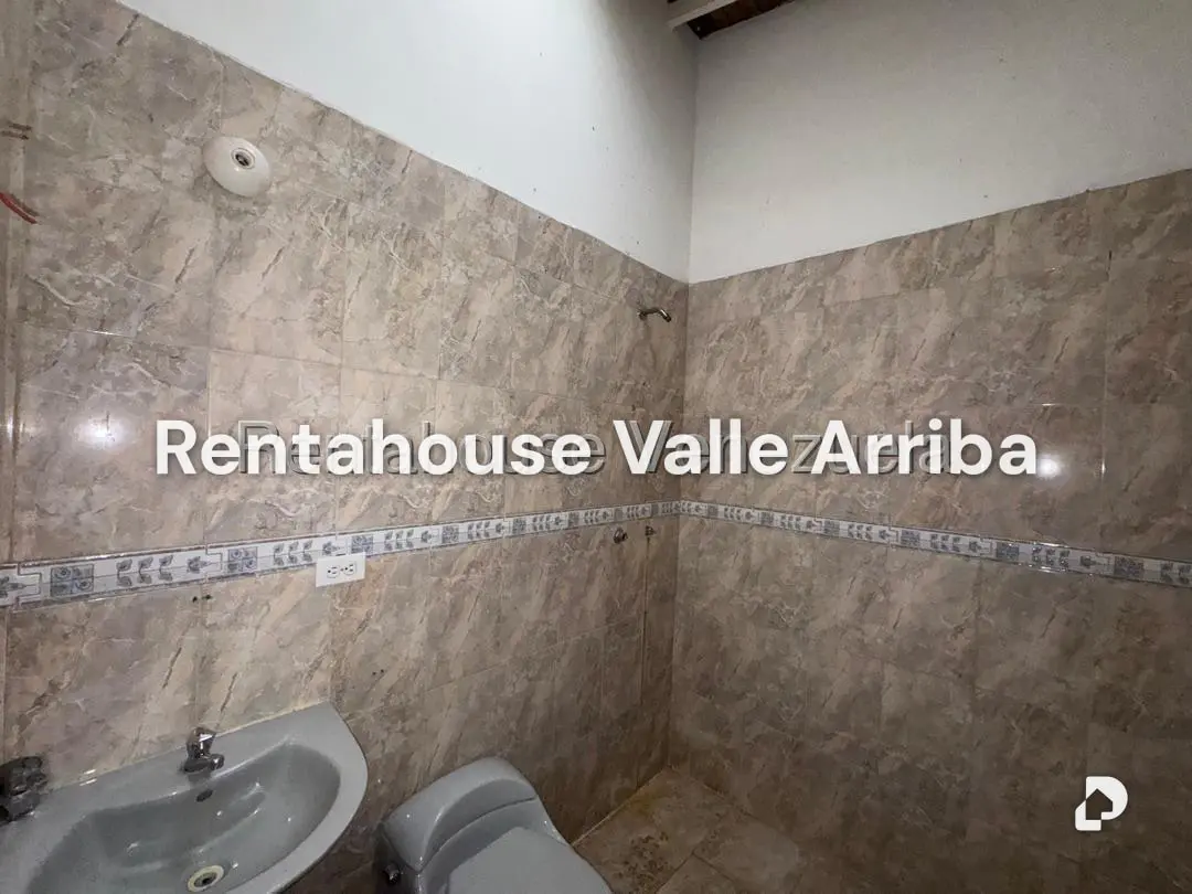 House in Contry Villas, Guatire – 28