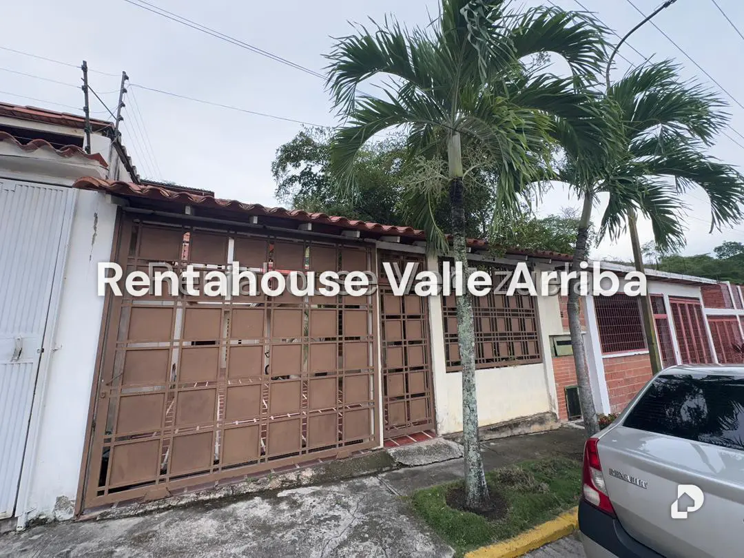 House in Contry Villas, Guatire – 1