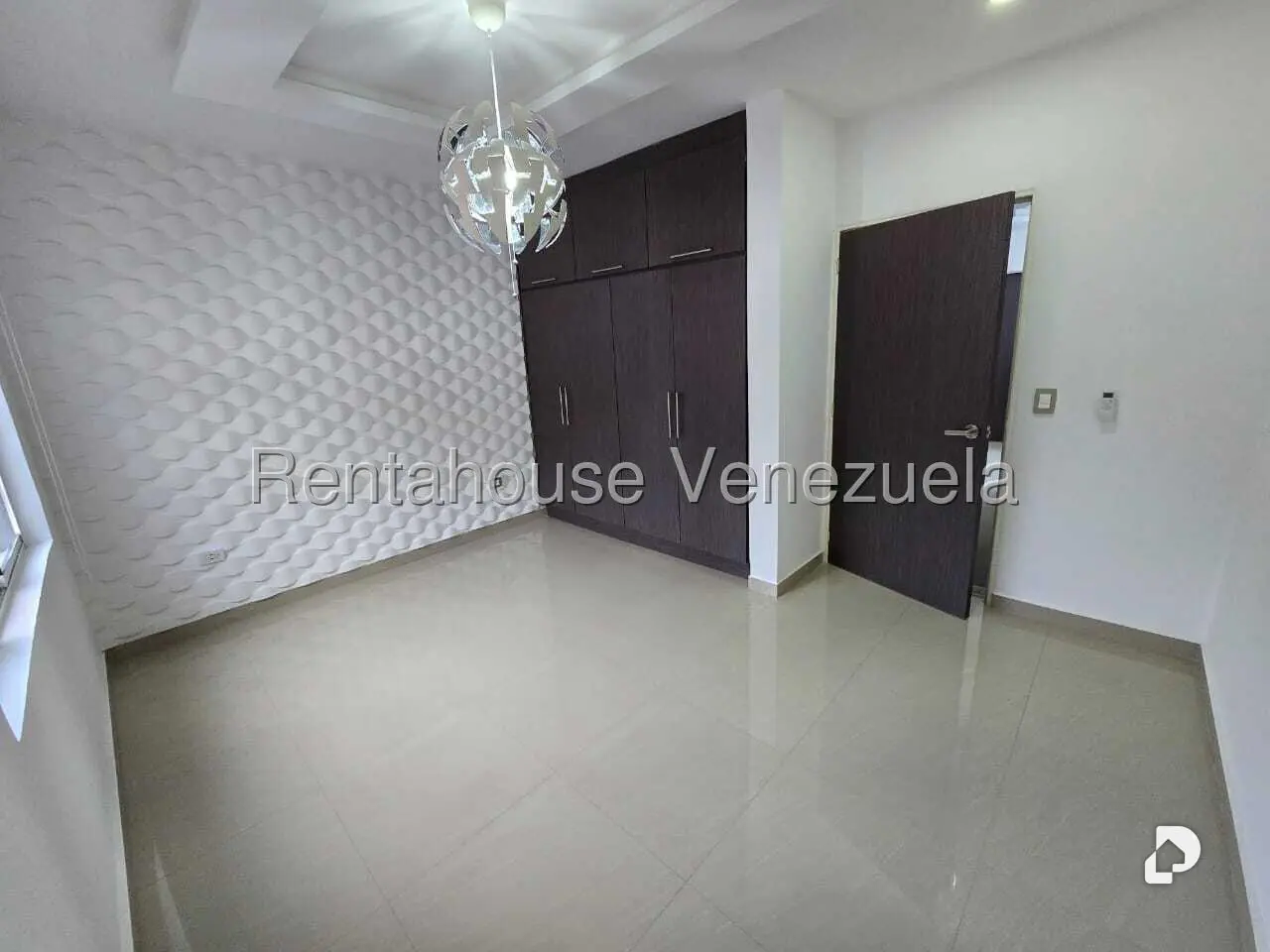 Casa en Colinas de Santa Mónica, Caracas – 25