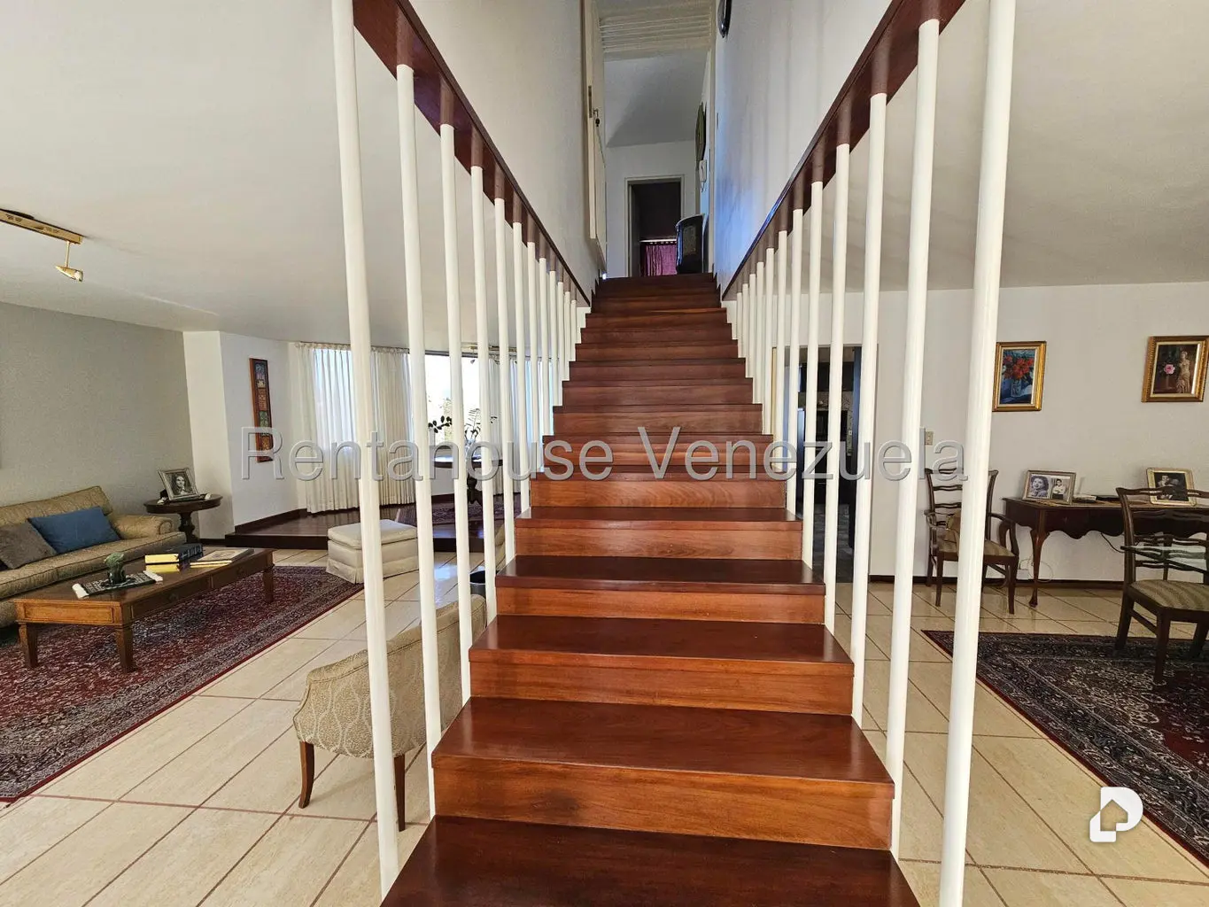 Casa en Los Naranjos (del Cafetal), Caracas – 19