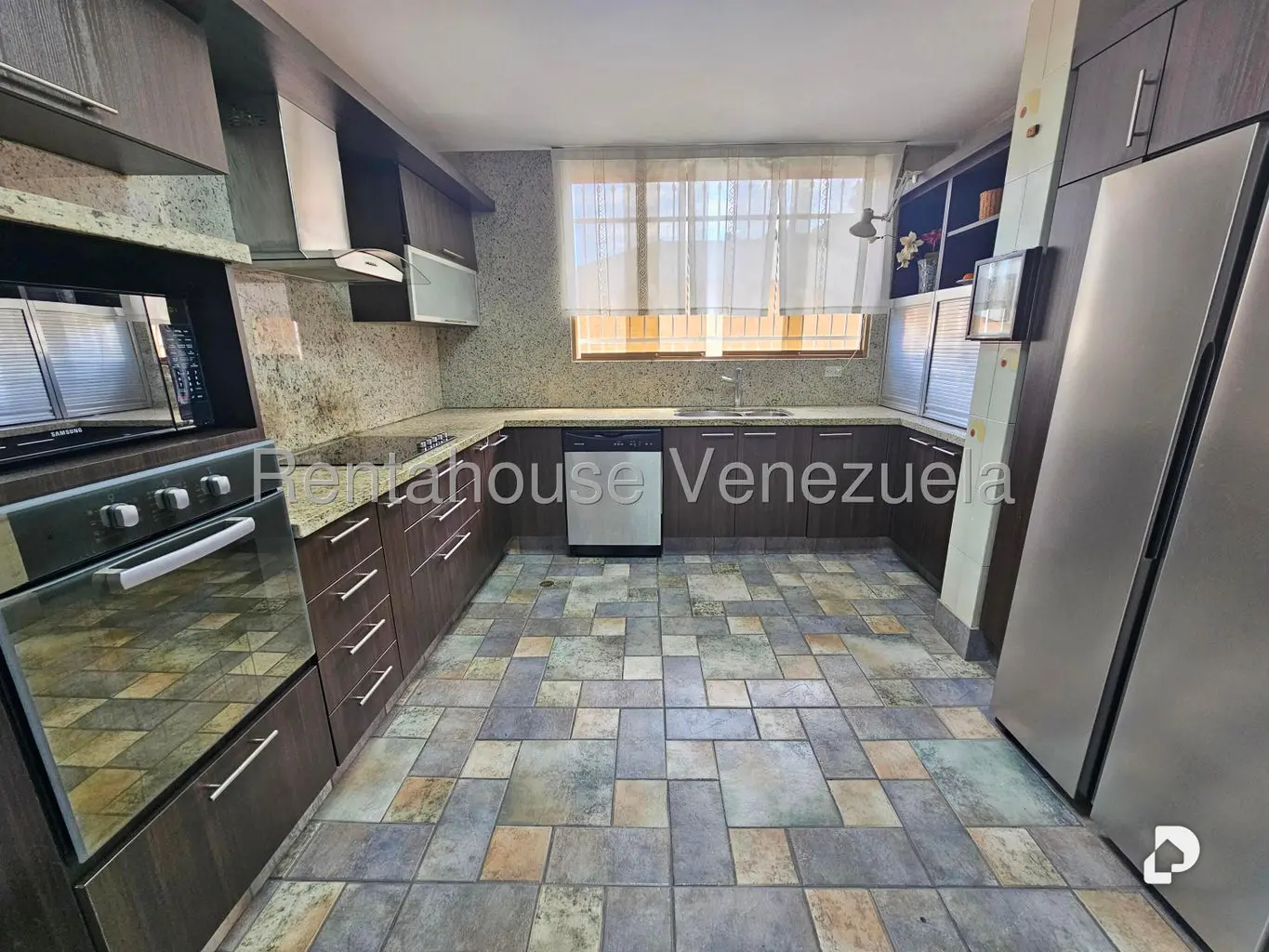 Casa en Los Naranjos (del Cafetal), Caracas – 15