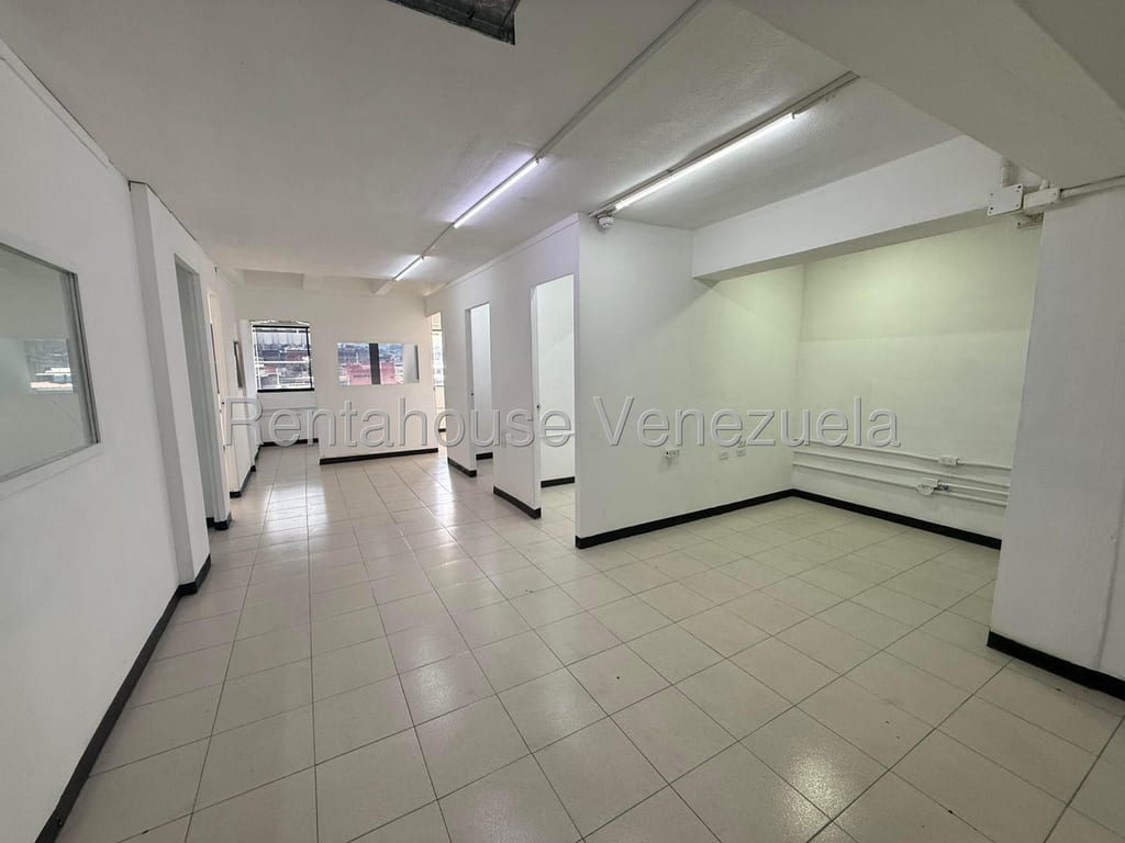 Oficina en Boleíta Sur, Caracas - 1