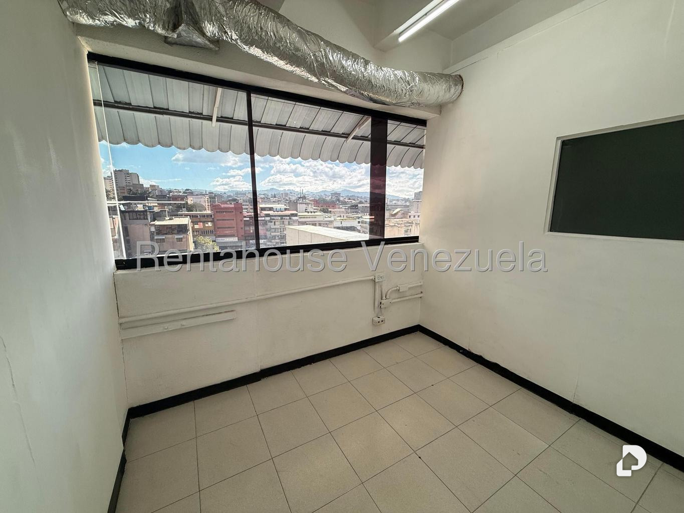 Oficina en Boleíta Sur, Caracas – 7