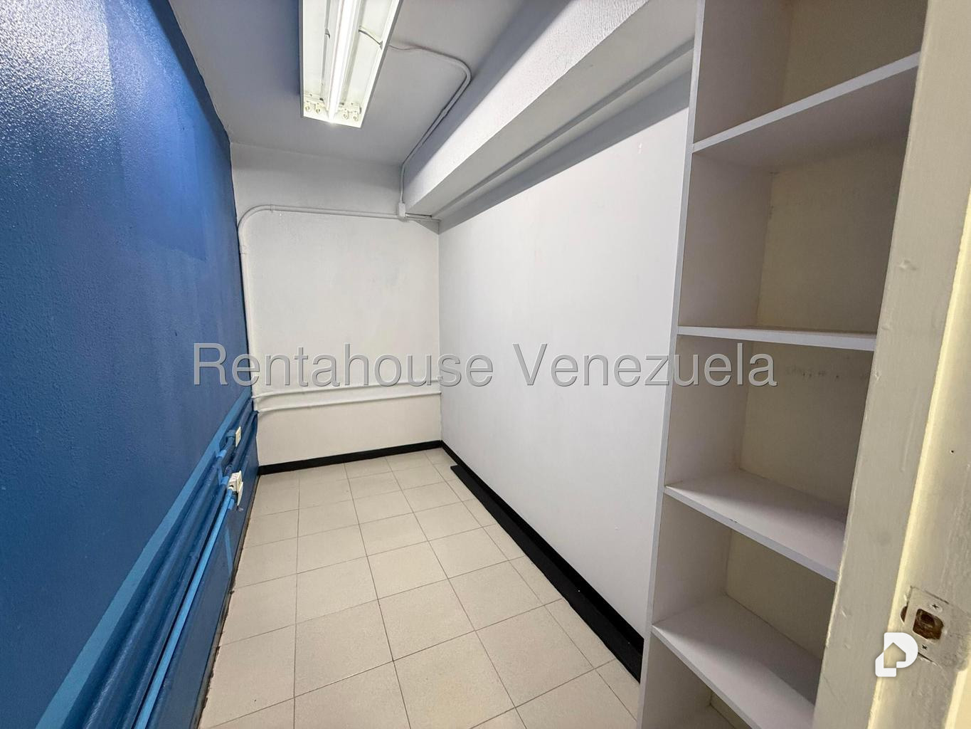 Oficina en Boleíta Sur, Caracas – 11