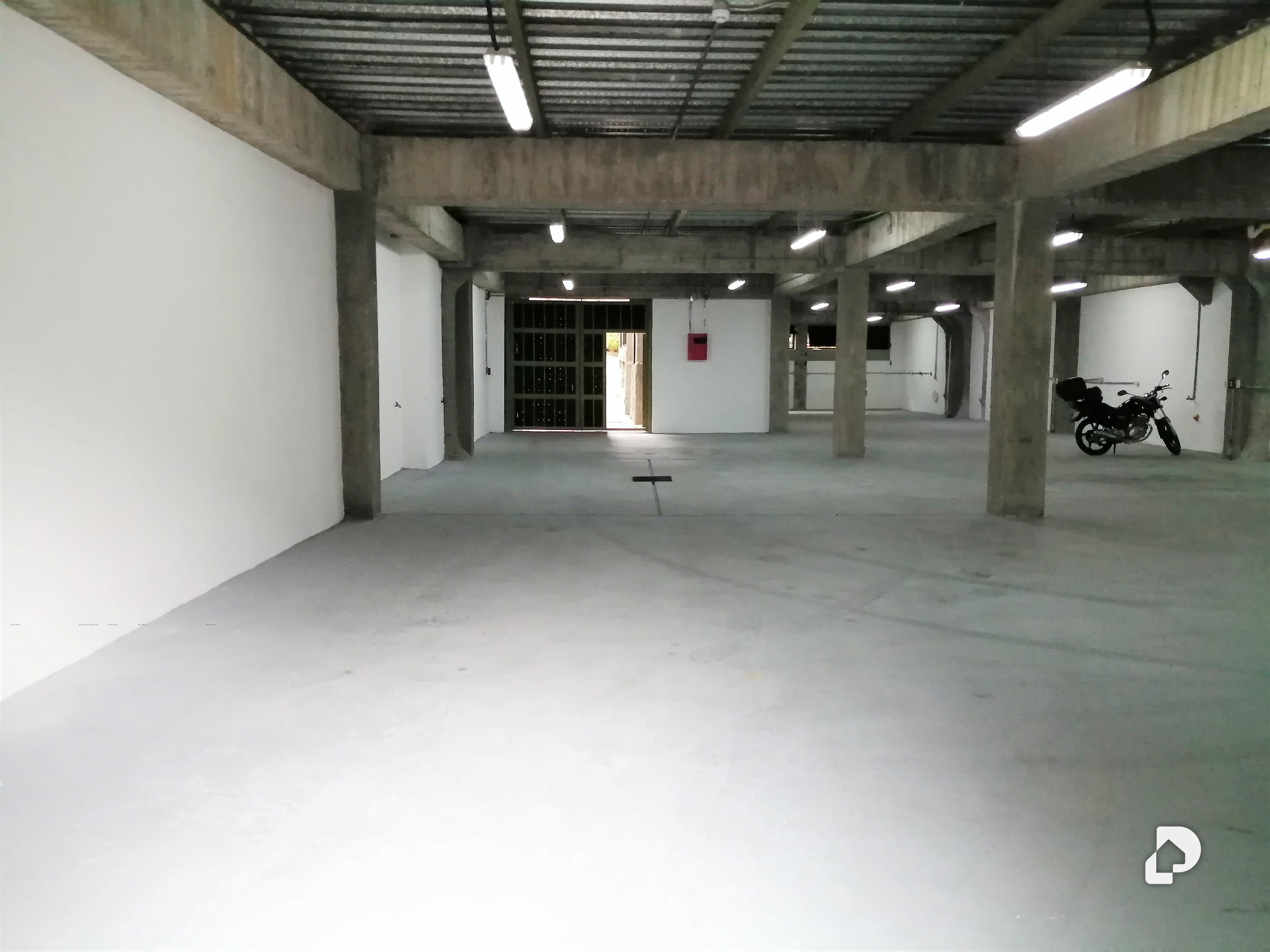Local comercial en El Hatillo, Caracas – 13