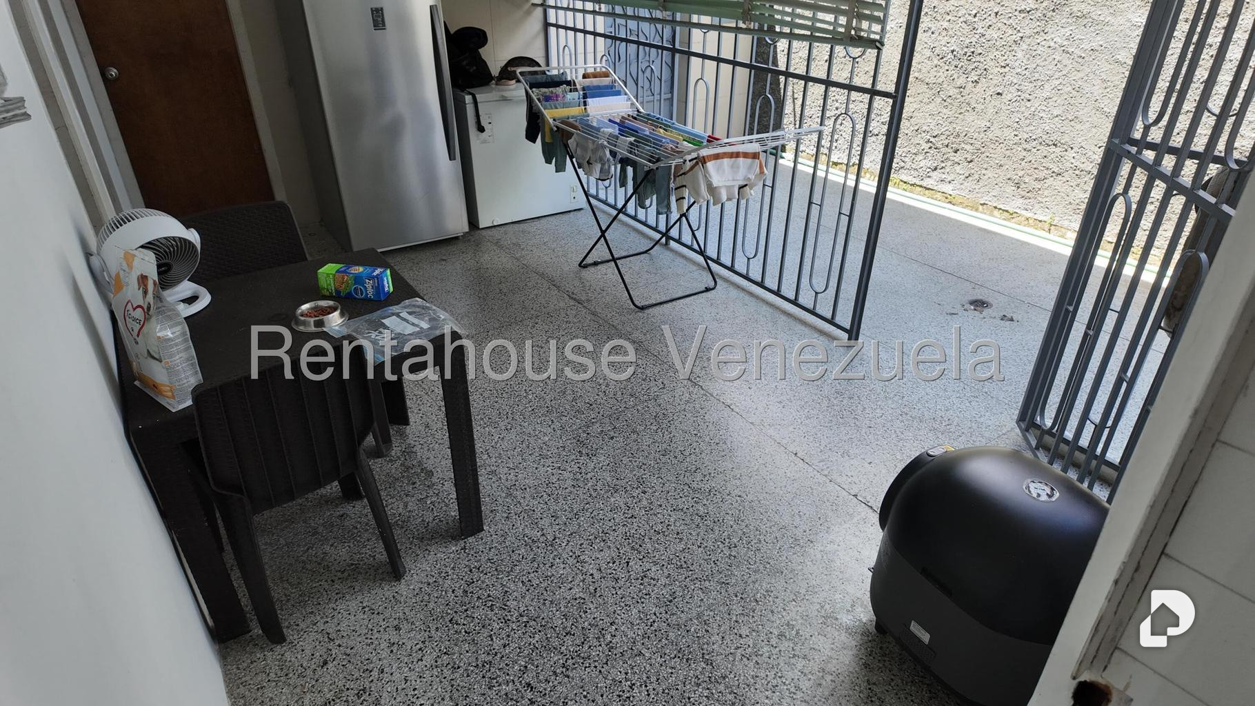 Casa en San Román, Caracas – 12