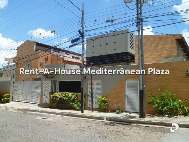 Townhouse en Mañongo, Naguanagua – 2