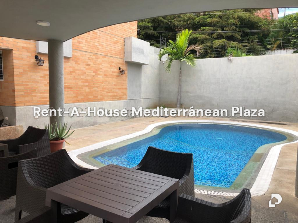 Townhouse en Mañongo, Naguanagua – 26
