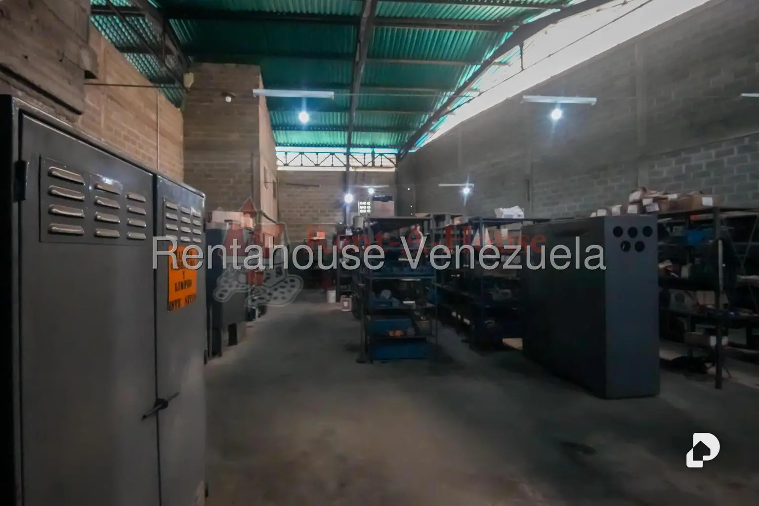 Local comercial en La Castellana, Caracas – 14