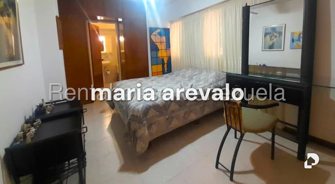 Apartamento en Las Esmeraldas, Caracas – 23