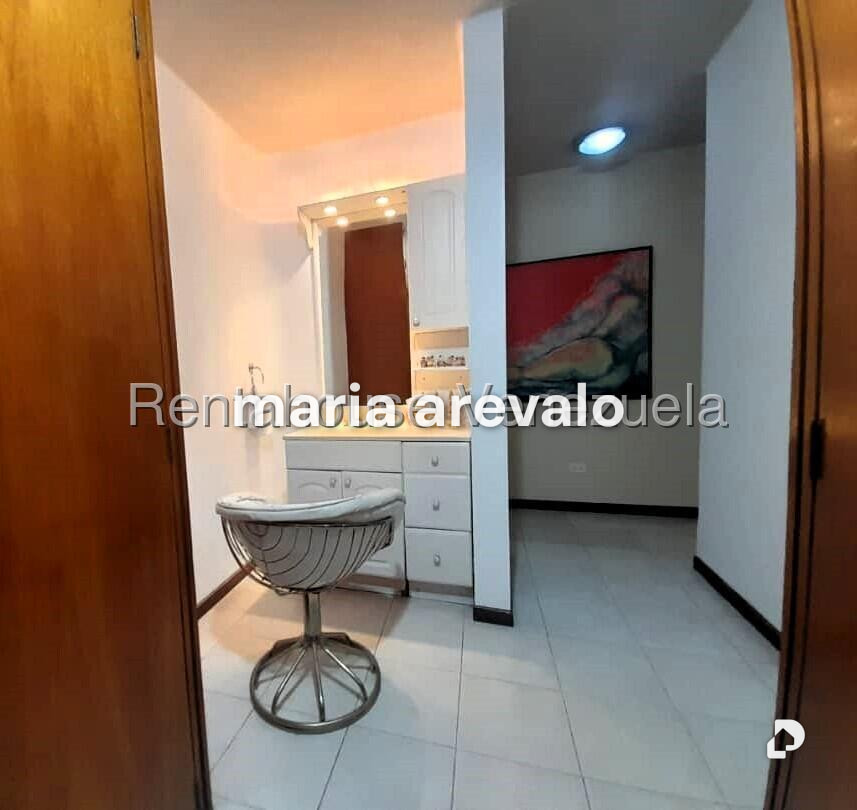 Apartamento en Las Esmeraldas, Caracas – 21
