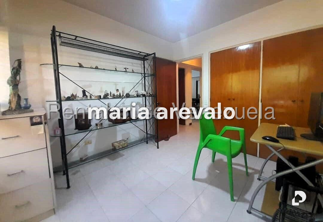 Apartamento en Las Esmeraldas, Caracas – 25