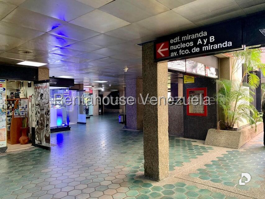 Oficina en Chacao, Caracas – 28