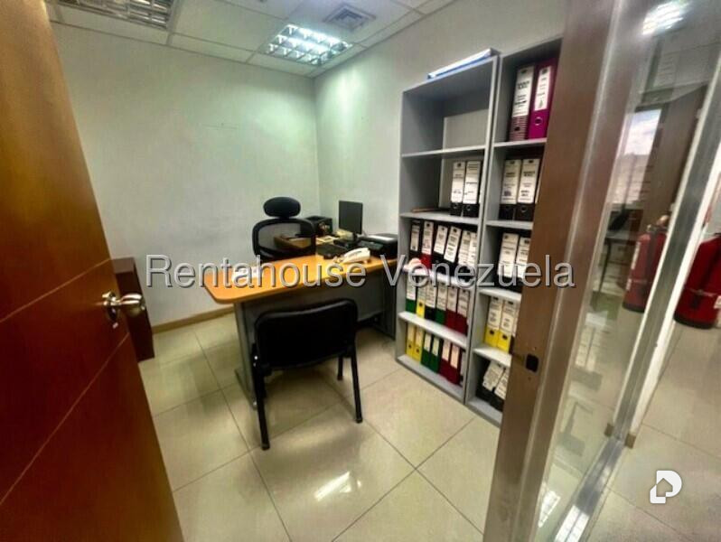 Oficina en Chacao, Caracas – 24