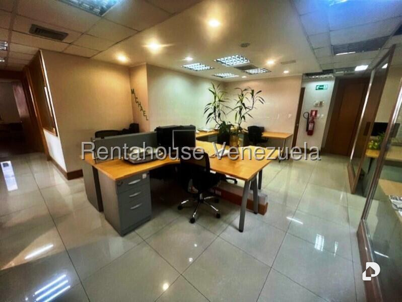 Oficina en Chacao, Caracas – 16