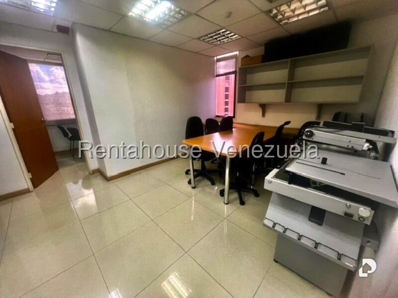Oficina en Chacao, Caracas – 25