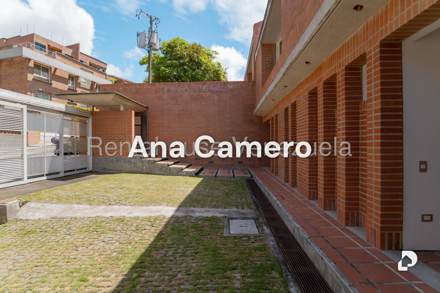 Townhouse en Alto Hatillo, Caracas – 1