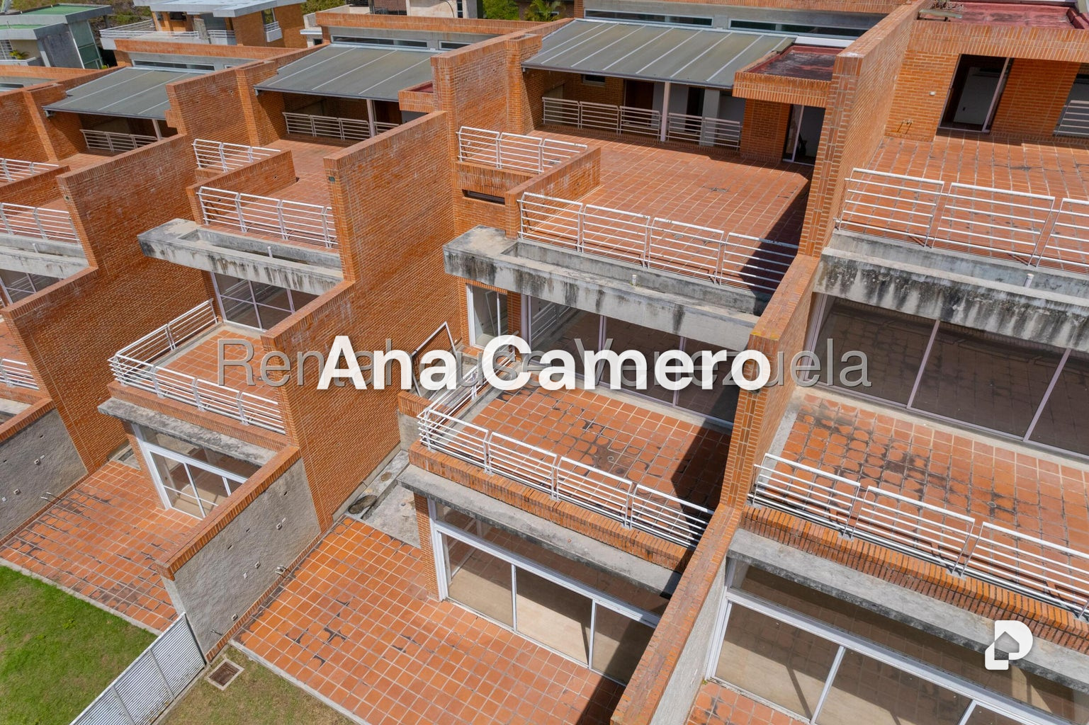 Townhouse en Alto Hatillo, Caracas – 3
