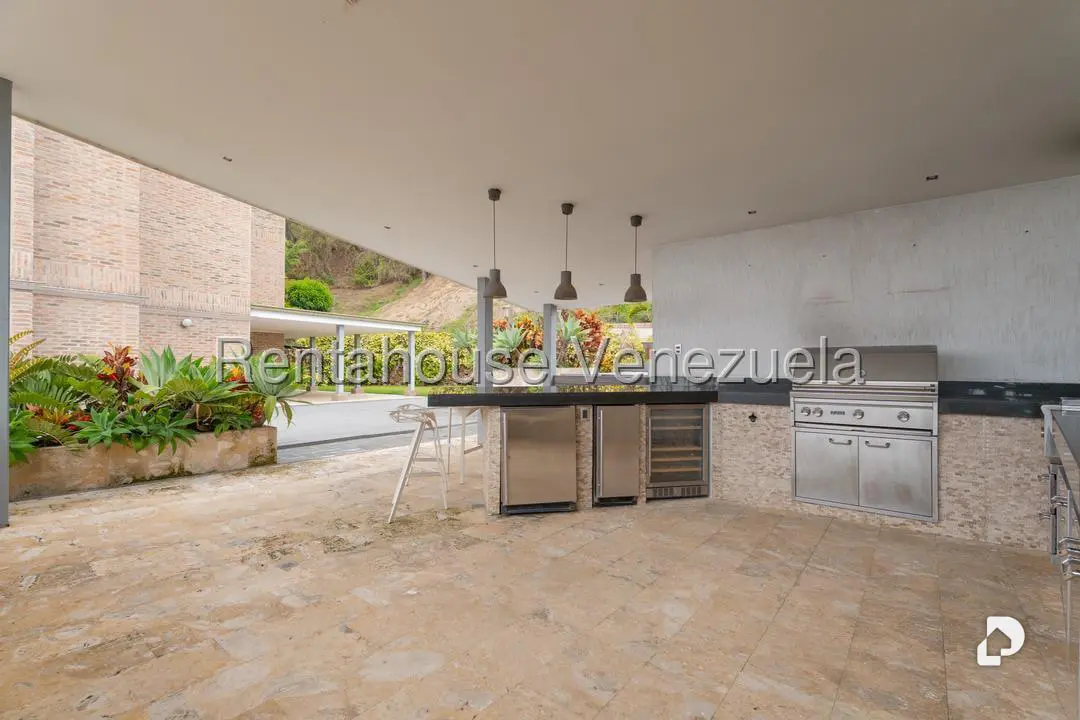 Apartamento en Los Naranjos (del Cafetal), Caracas – 13