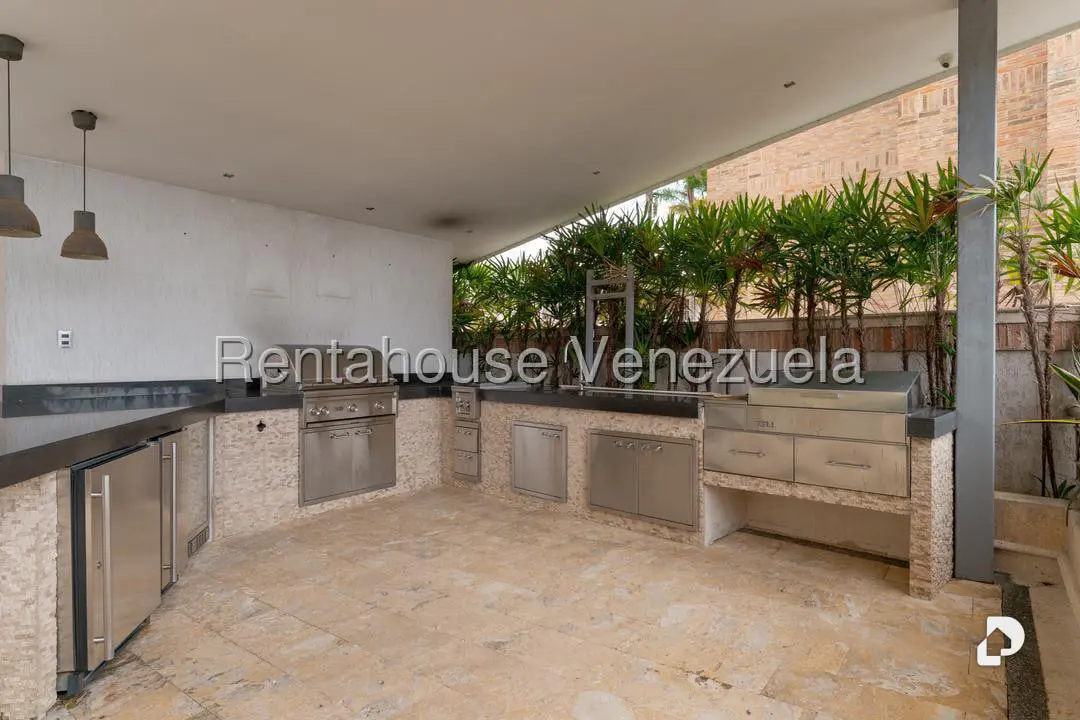 Apartamento en Los Naranjos (del Cafetal), Caracas – 12