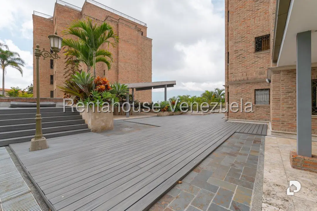 Apartamento en Los Naranjos (del Cafetal), Caracas – 19