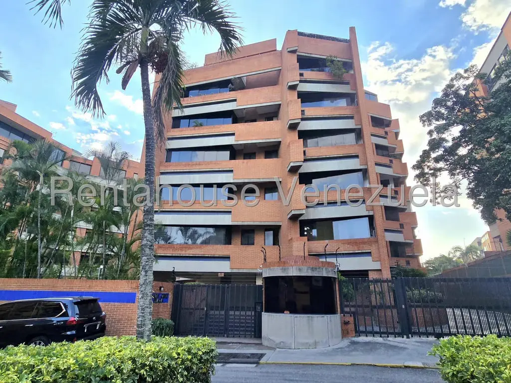 Apartment in Campo Alegre, Caracas - 1