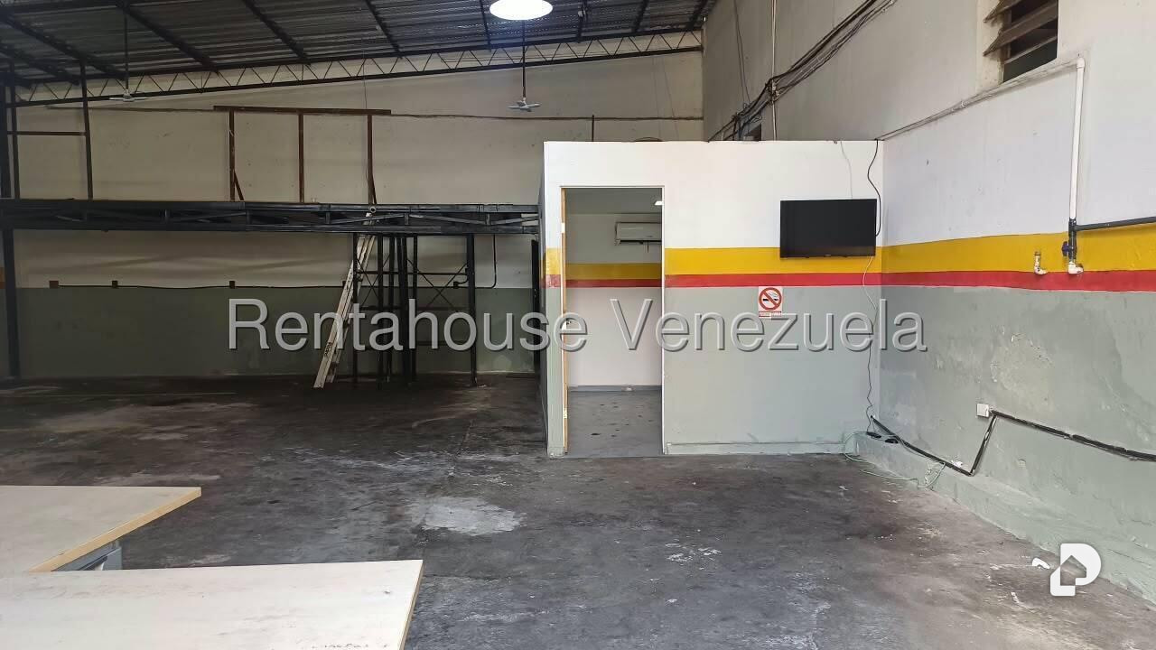 Commercial space in Bello Monte, Caracas – 3