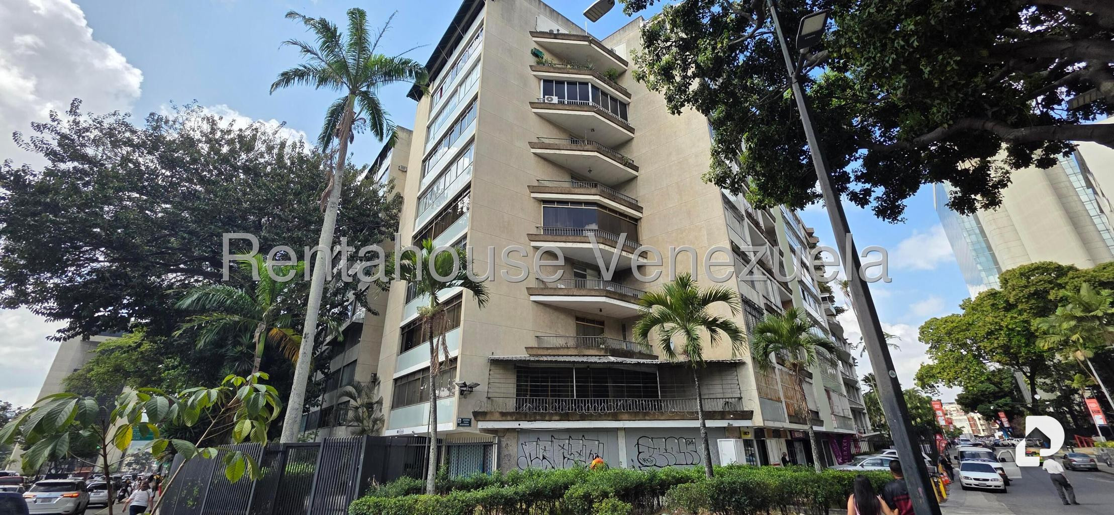 Local comercial en Altamira, Caracas – 1