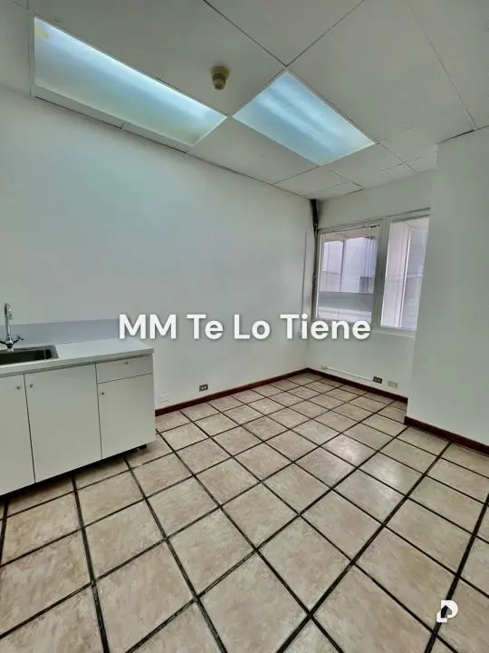 Oficina en Altamira, Caracas – 18