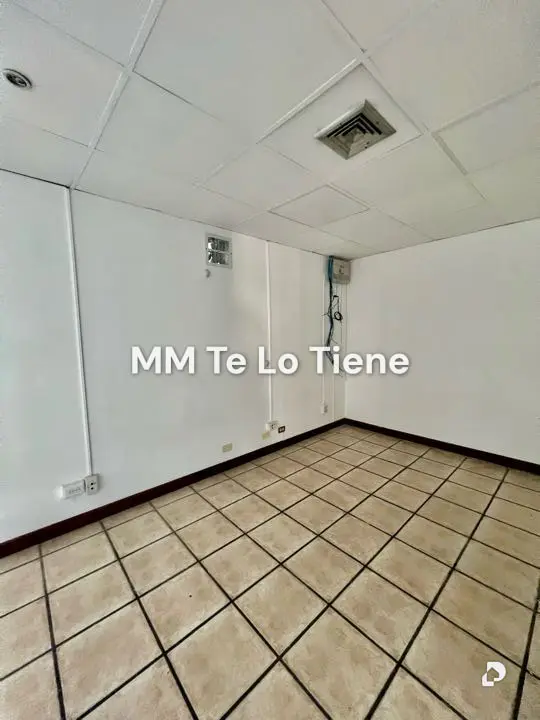 Oficina en Altamira, Caracas – 24