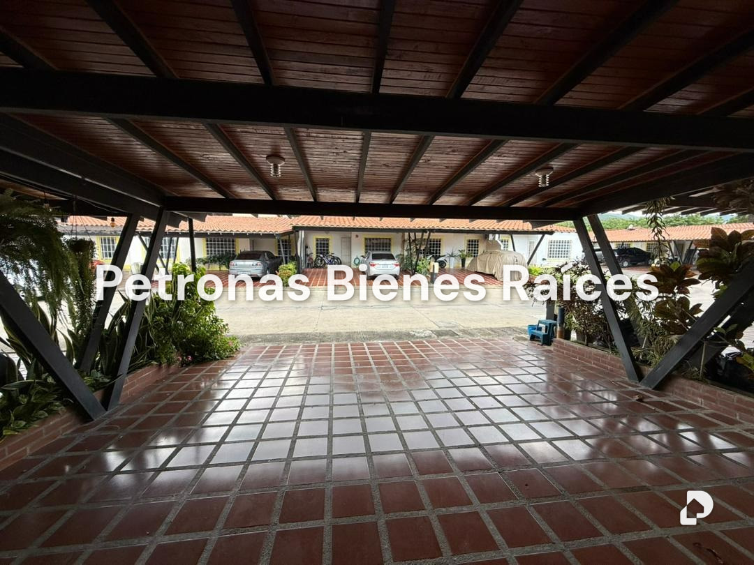 Casa en Valle de Oro, San Diego – 2