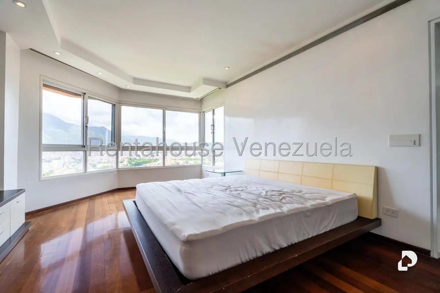 Apartamento en Macaracuay, Caracas – 24