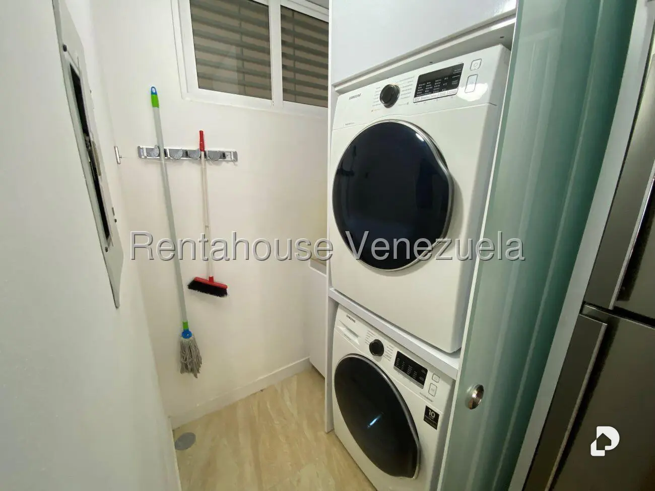 Apartamento en Colinas de La Tahona, Caracas – 12