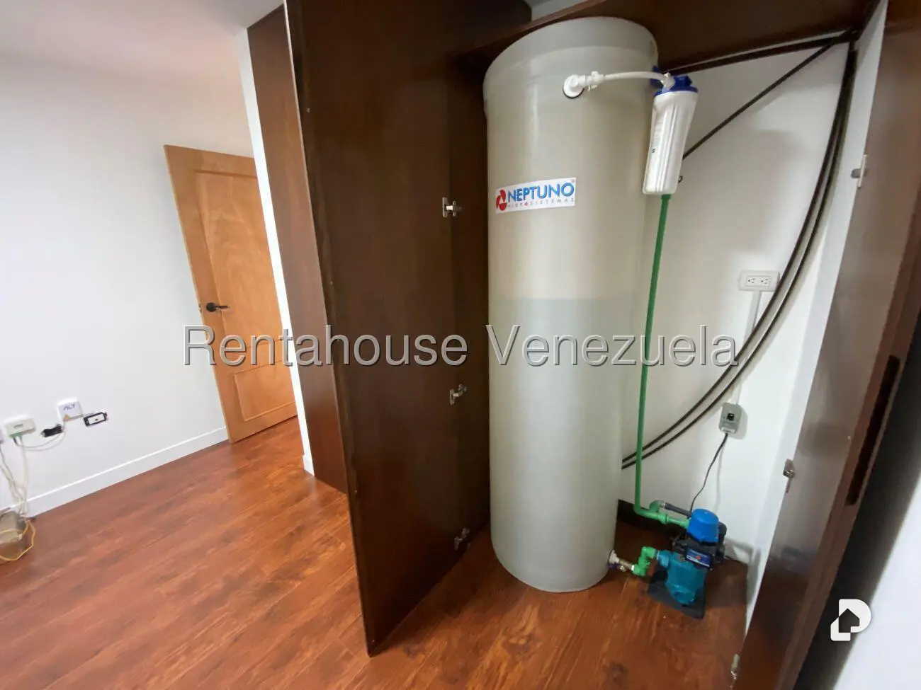 Apartamento en Colinas de La Tahona, Caracas – 11