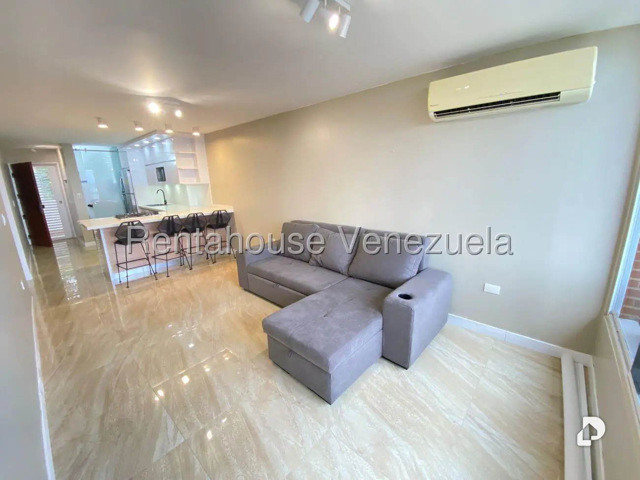 Apartamento en Colinas de La Tahona, Caracas – 2