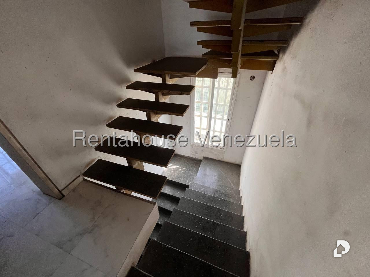 Casa en Altamira, Caracas – 8
