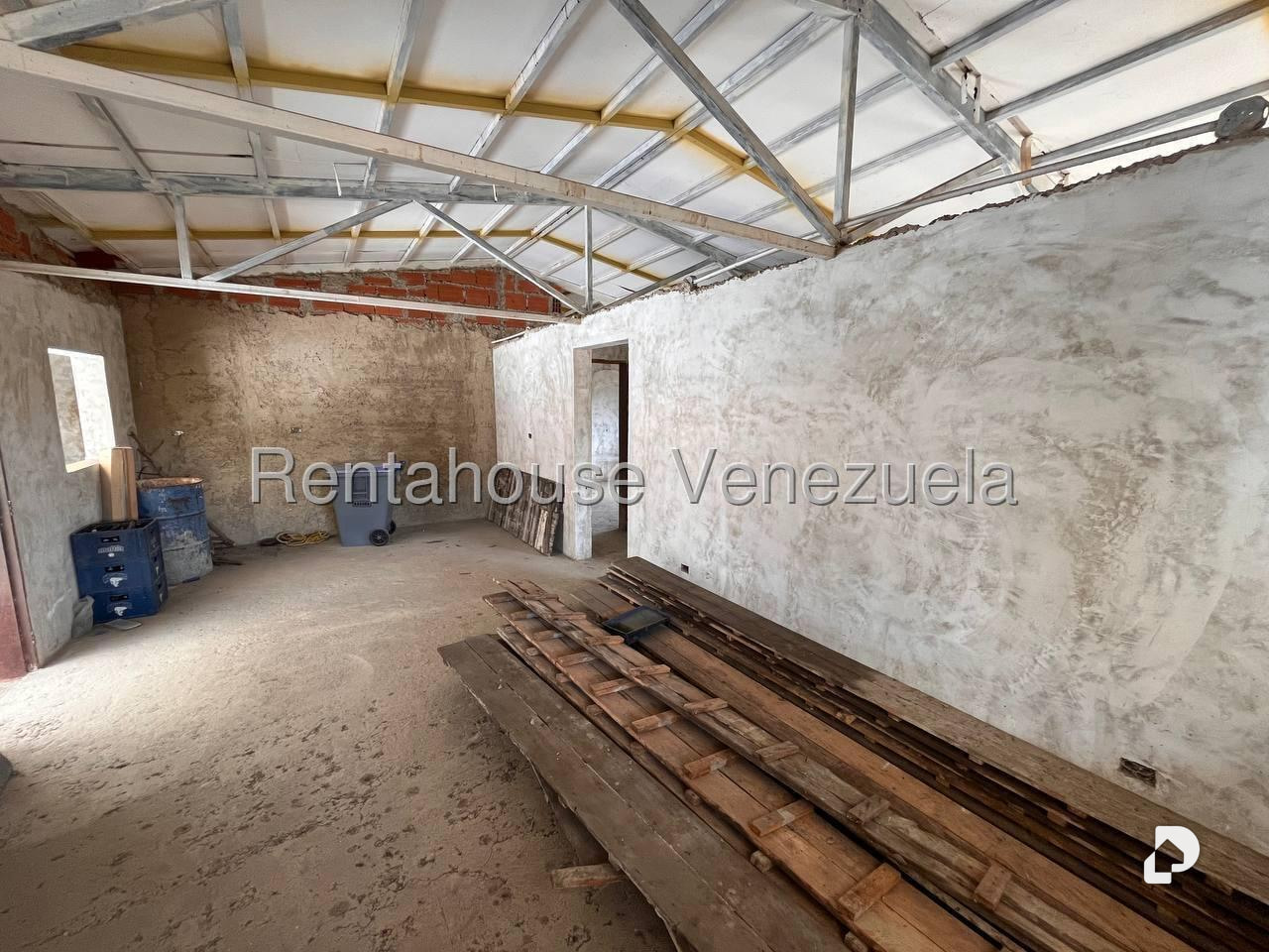 Casa en Altamira, Caracas – 21