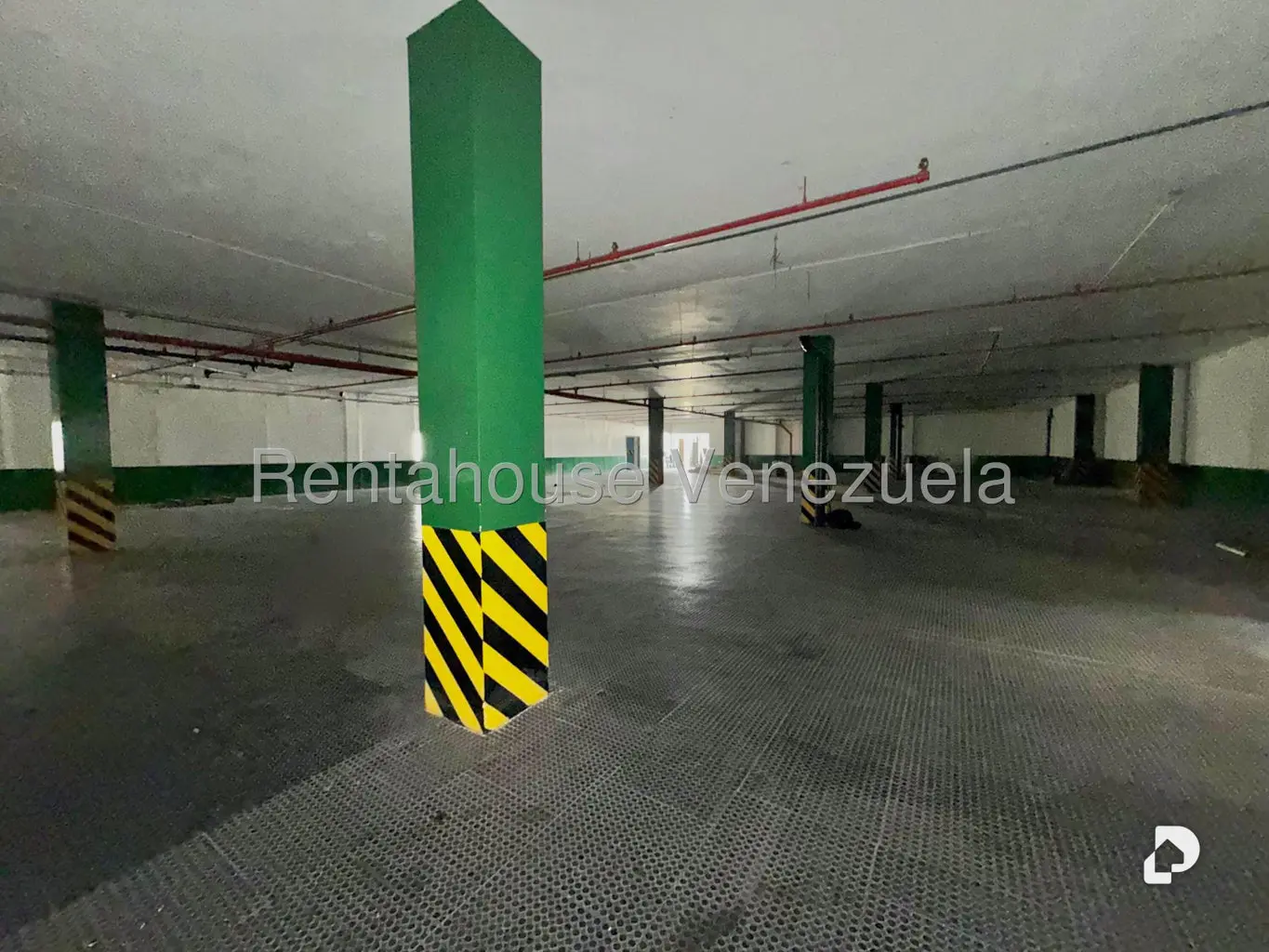 Galpón en Los Ruices, Caracas – 27