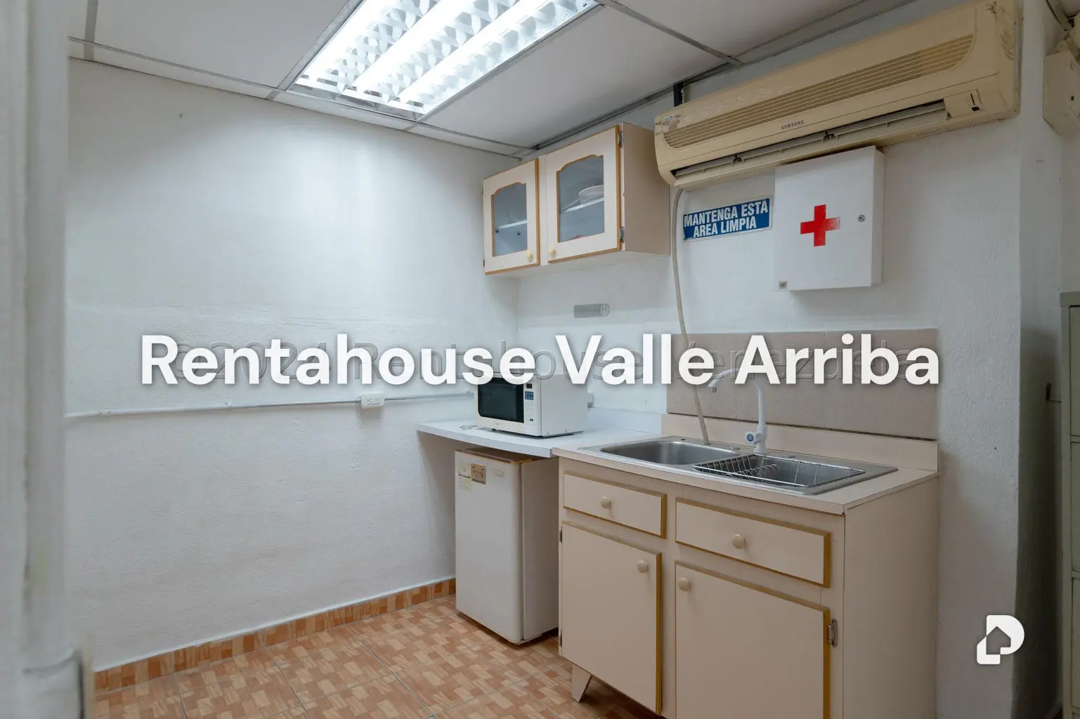 Local comercial en Parroquia La Candelaria, Caracas – 18