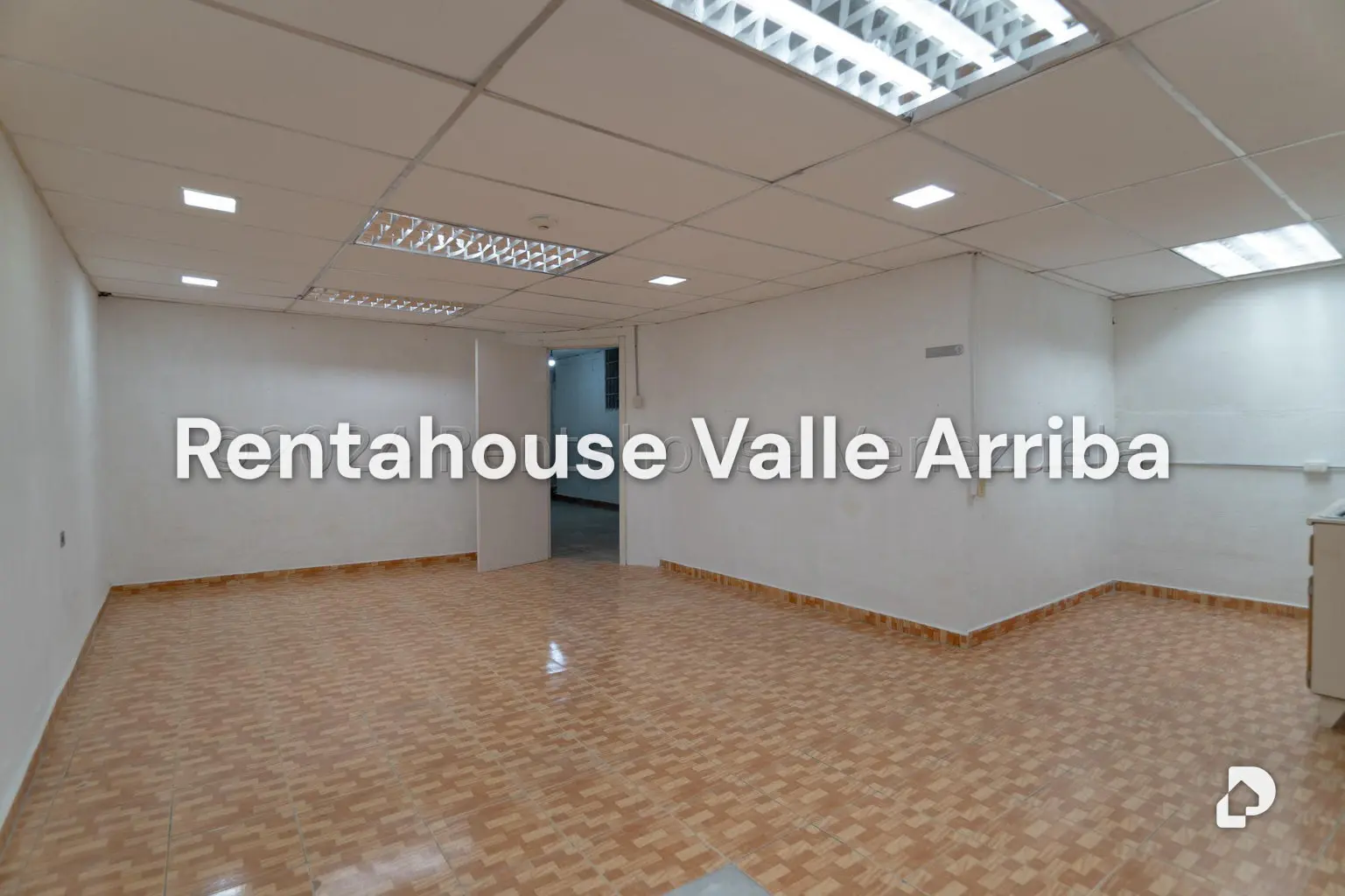 Local comercial en Parroquia La Candelaria, Caracas – 22