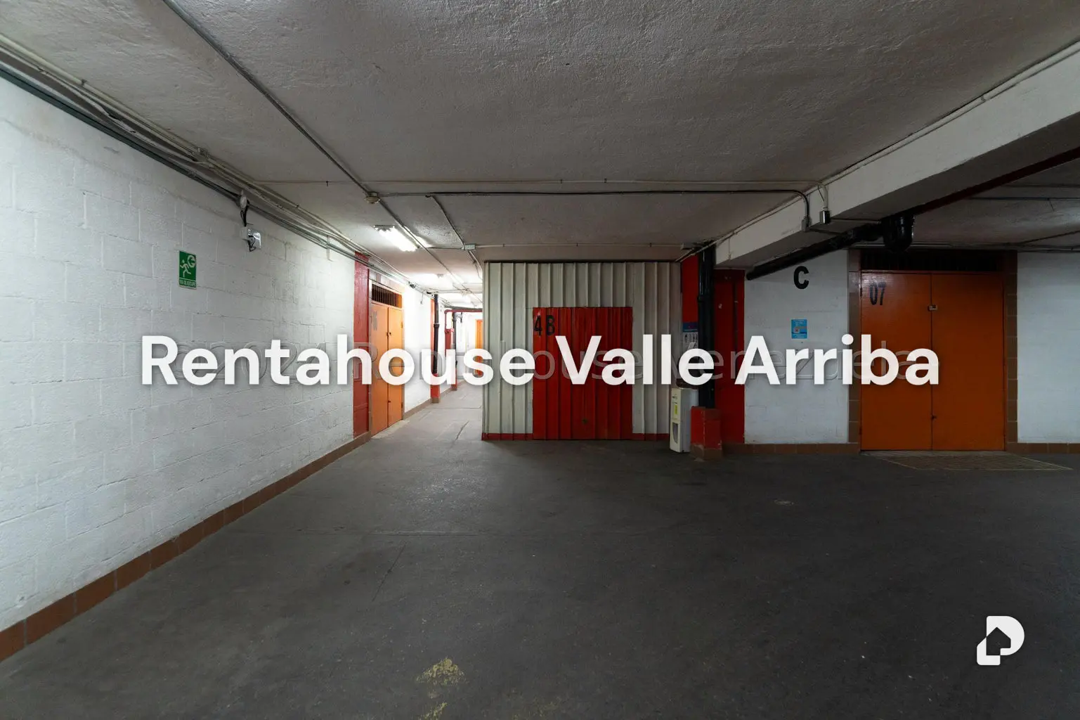 Local comercial en Parroquia La Candelaria, Caracas – 29