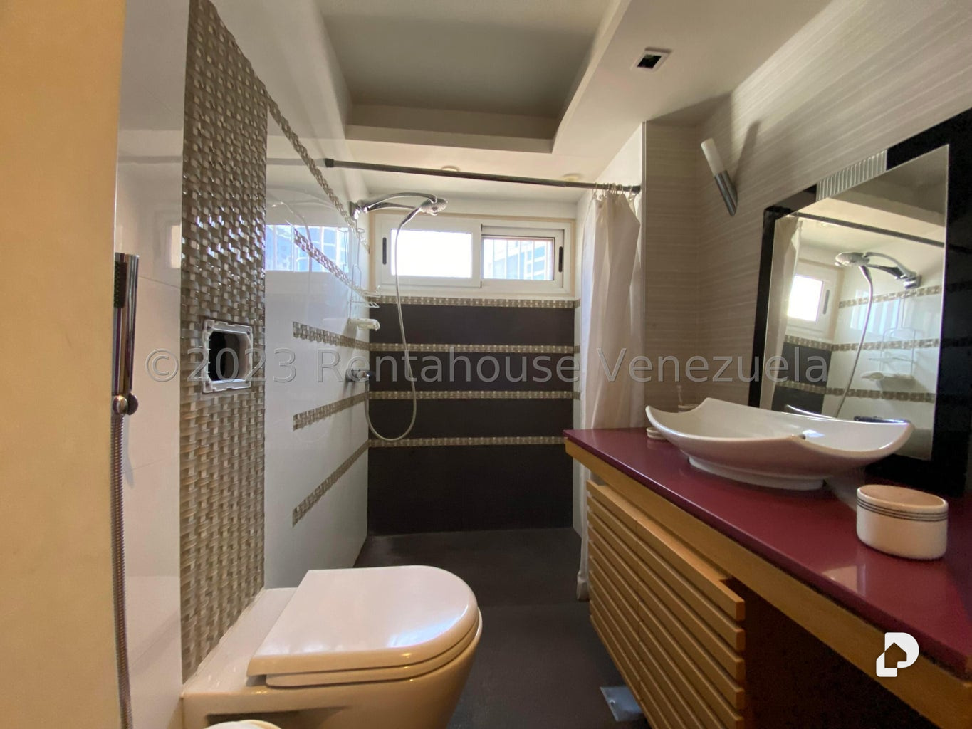 Apartamento en Las Mercedes, Caracas – 19