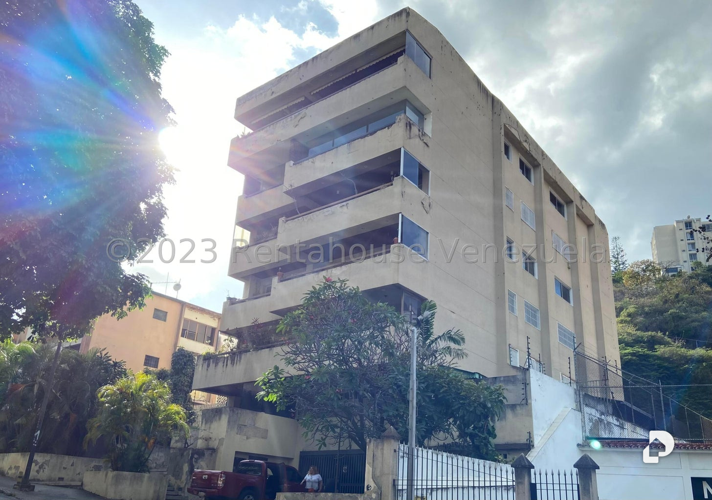 Apartamento en Las Mercedes, Caracas – 1