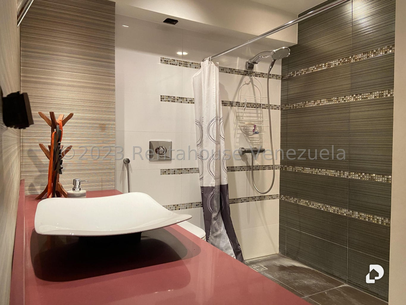 Apartamento en Las Mercedes, Caracas – 20